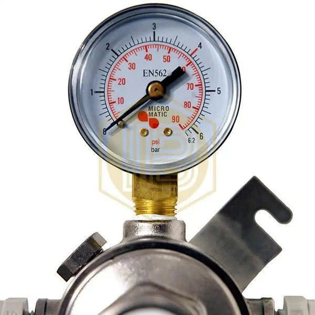 Manorreductor de baja de un cuerpo con John Guest-Install Beer