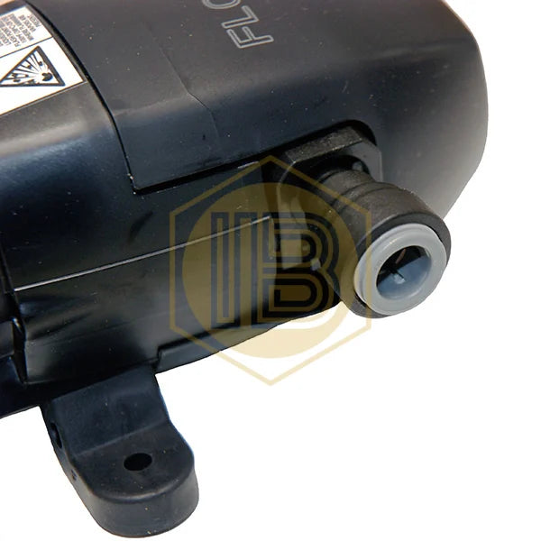 Detalle del conector de la bomba BevJet Compact IB0106 - Install Beer