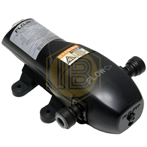 Vista oblicua de la bomba BevJet Compact IB0106 y sus conexiones - Install Beer